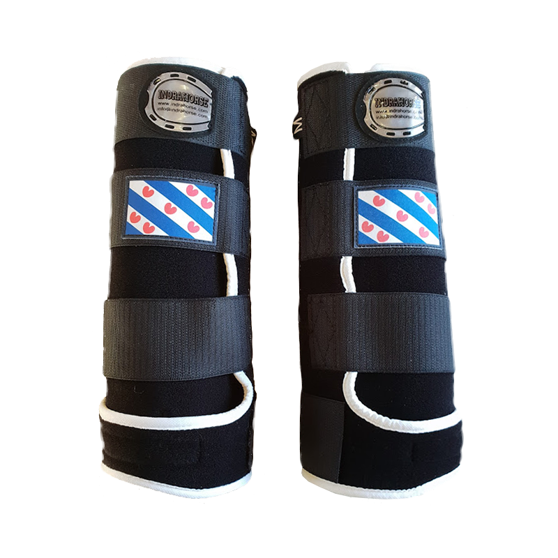 Indrahorse beenbeschermers zwart met wit en friese vlag - maat M